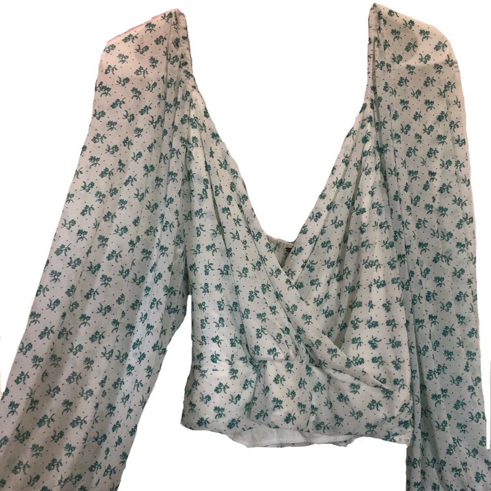 “Free People” Bell sleeve shirt